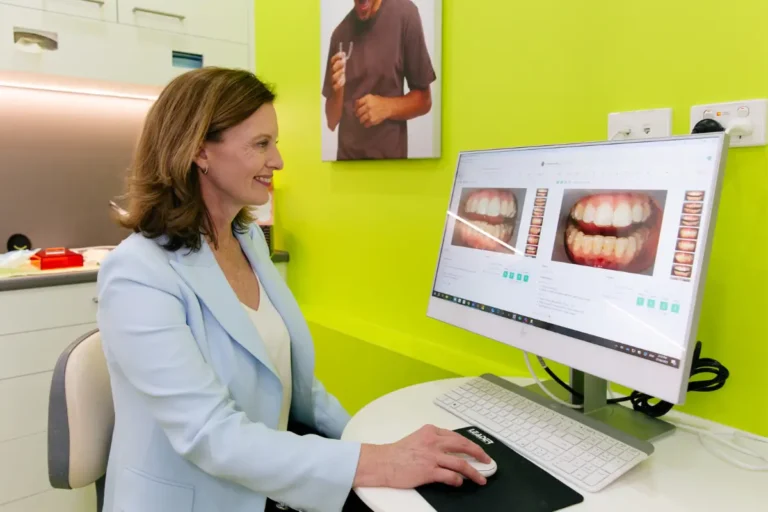 Orthodontist Dr Sarah Lawrence reviewing patients Dental Monitoring at Urban Smile